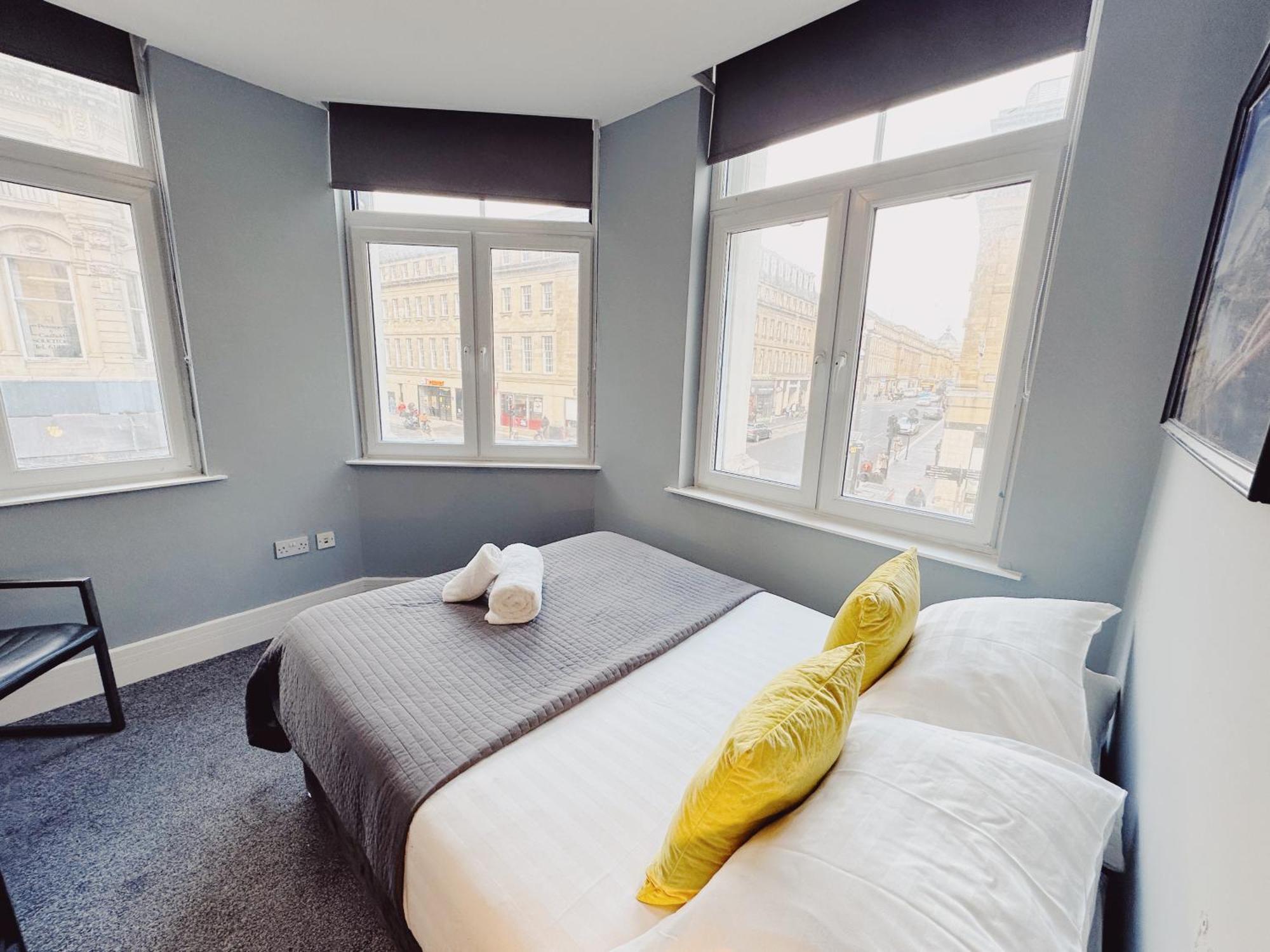 3 Bedroom Apartment In The Heart Of Newcastle - Modern - Sleeps 6 Extérieur photo